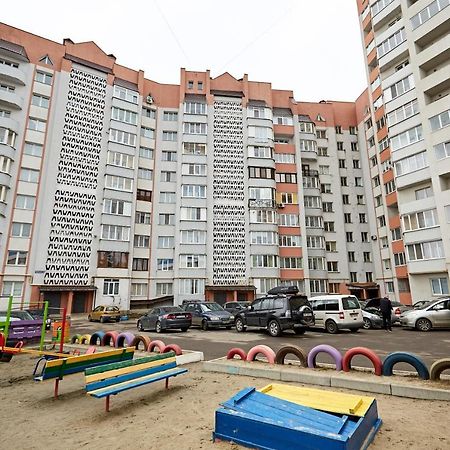 ריבנה Babylon Apartments On Vidinska מראה חיצוני תמונה