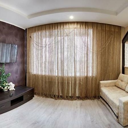 ריבנה Babylon Apartments On Vidinska מראה חיצוני תמונה
