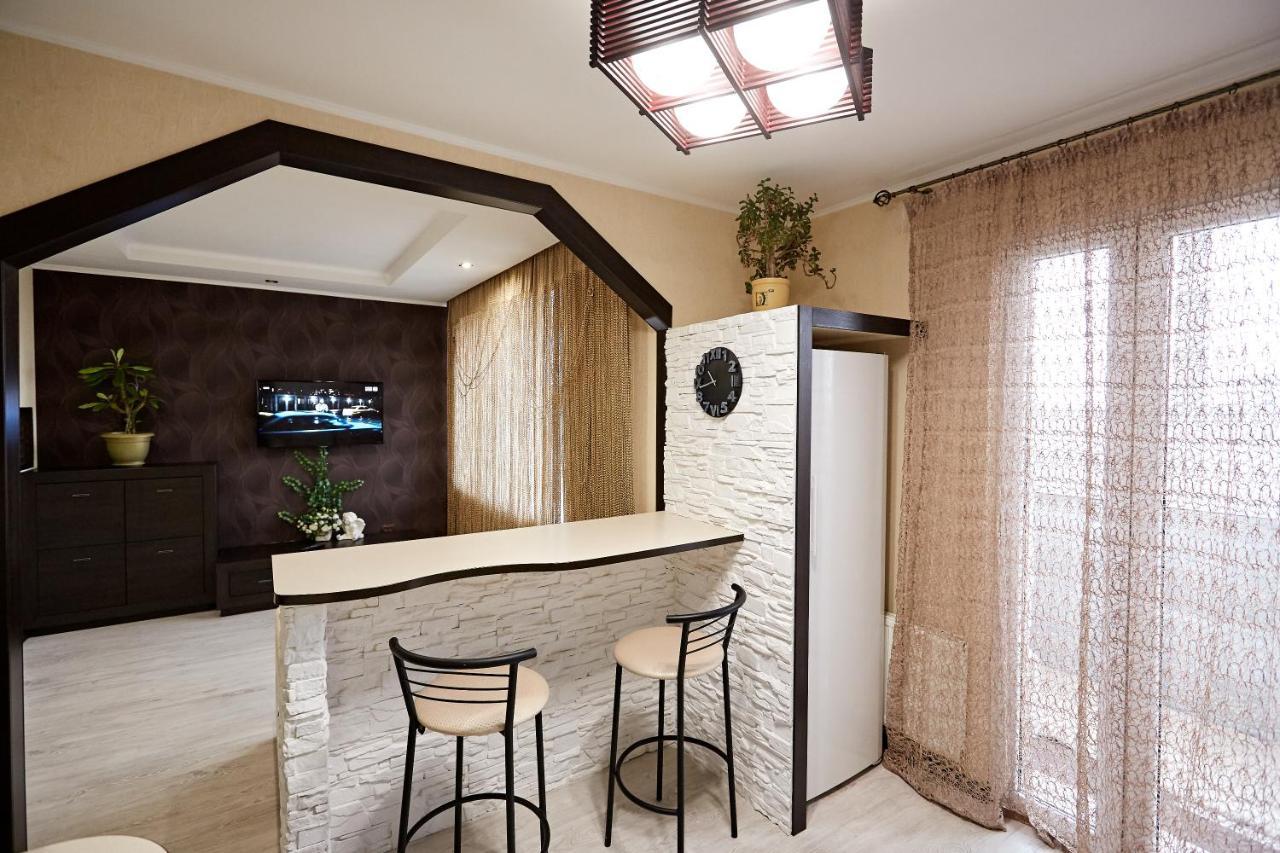 ריבנה Babylon Apartments On Vidinska מראה חיצוני תמונה